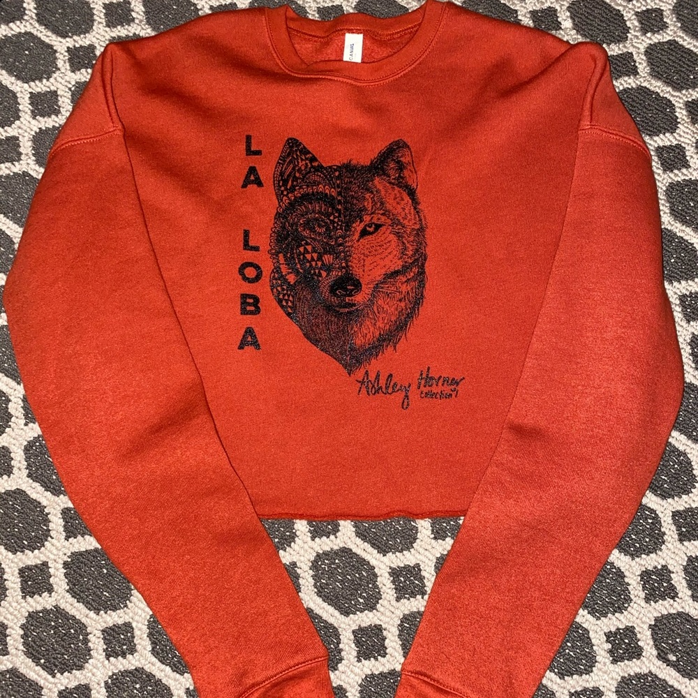 La Loba Cropped Sweatshirt